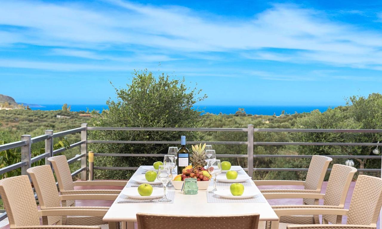 Aqua Blue Villas With Heated Pool Mathés Εξωτερικό φωτογραφία