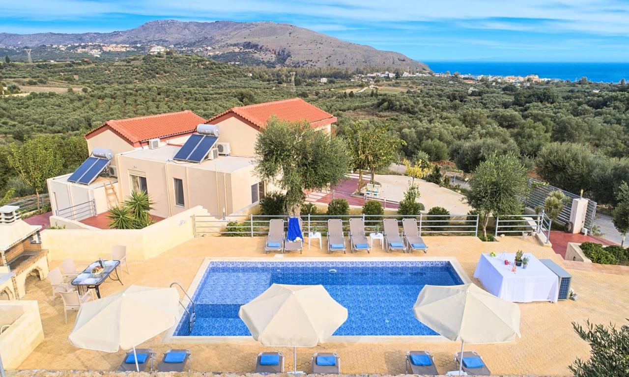Aqua Blue Villas With Heated Pool Mathés Εξωτερικό φωτογραφία