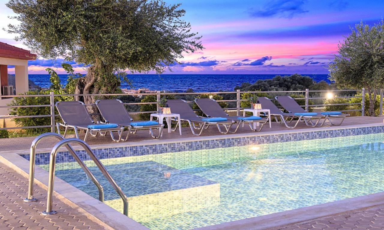 Aqua Blue Villas With Heated Pool Mathés Εξωτερικό φωτογραφία