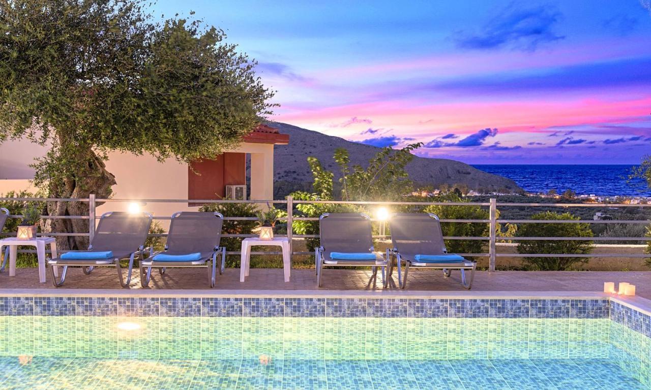 Aqua Blue Villas With Heated Pool Mathés Εξωτερικό φωτογραφία