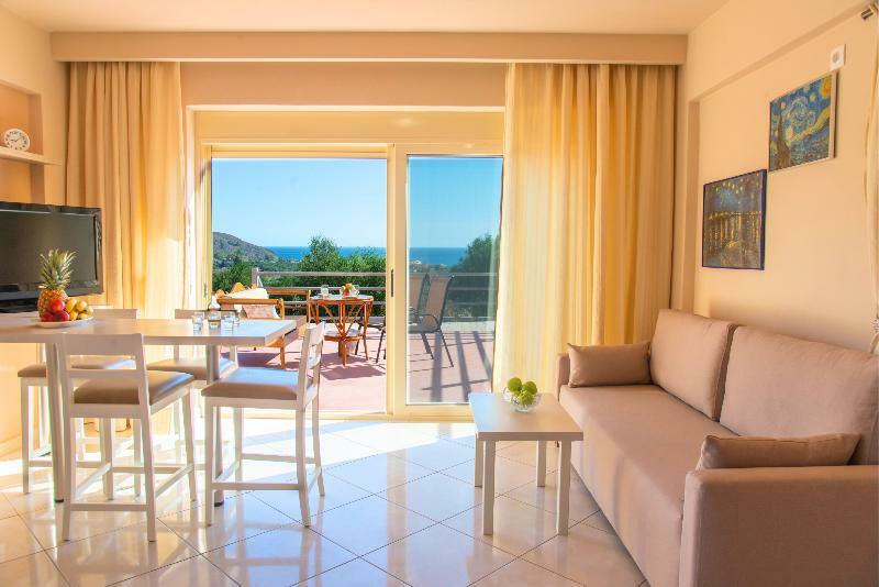 Aqua Blue Villas With Heated Pool Mathés Εξωτερικό φωτογραφία